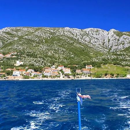 And By The Sea Zavala, Hvar - 8784 בית הארחה