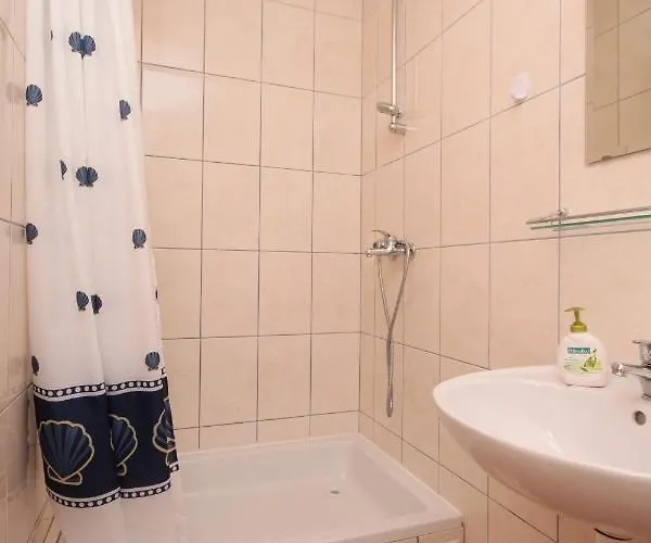 Apartments And Rooms By The Sea Zavala, Hvar - 8784