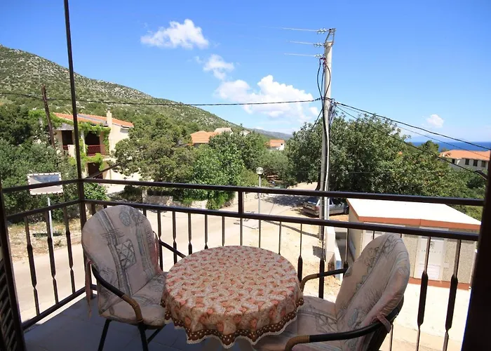 Apartments And Rooms By The Sea Zavala, Hvar - 8784 Гостевой дом Завала
